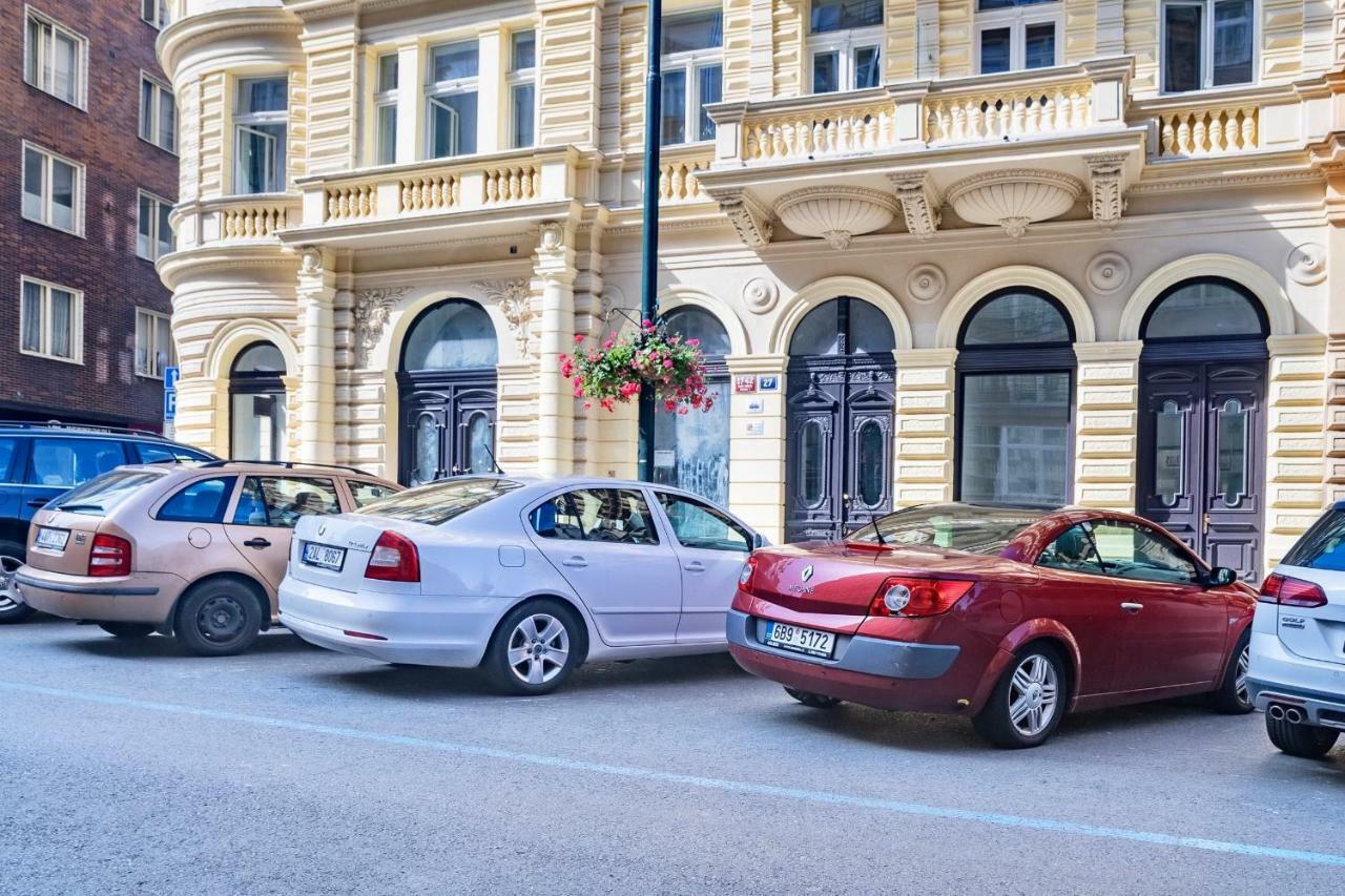 Ines Apartment Πράγα Εξωτερικό φωτογραφία